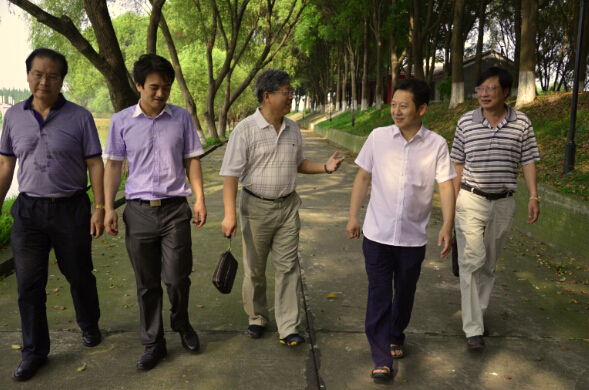 ŷ����Ժ�����⼾...